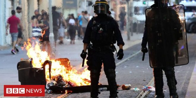 protestos-na-franca:-as-falsas-imagens-de-violencia-que-se-espalham-nas-redes