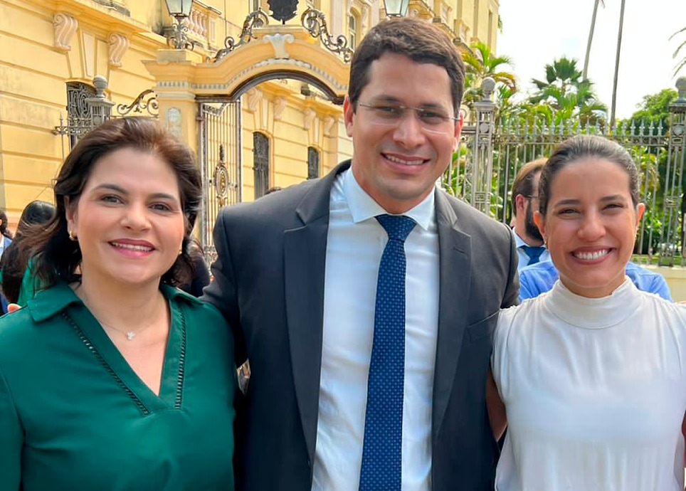 junior-tercio-participa-de-solenidades-de-entregas-de-equipamentos-para-a-educacao-e-seguranca-de-pernambuco