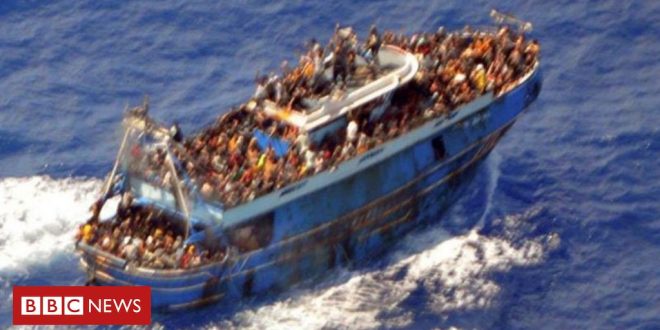 as-novas-revelacoes-que-poem-em-duvida-acao-de-autoridades-gregas-em-naufragio-que-matou-600-imigrantes