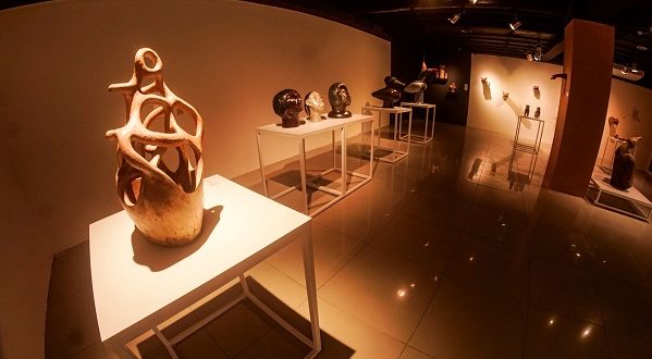 artistas-pernambucanos-expoe-obras-de-ceramica-no-sesc-casa-amarela