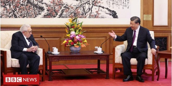 o-encontro-surpresa-entre-xi-jinping-e-henry-kissinger-enquanto-eua-tentam-se-reaproximar-da-china