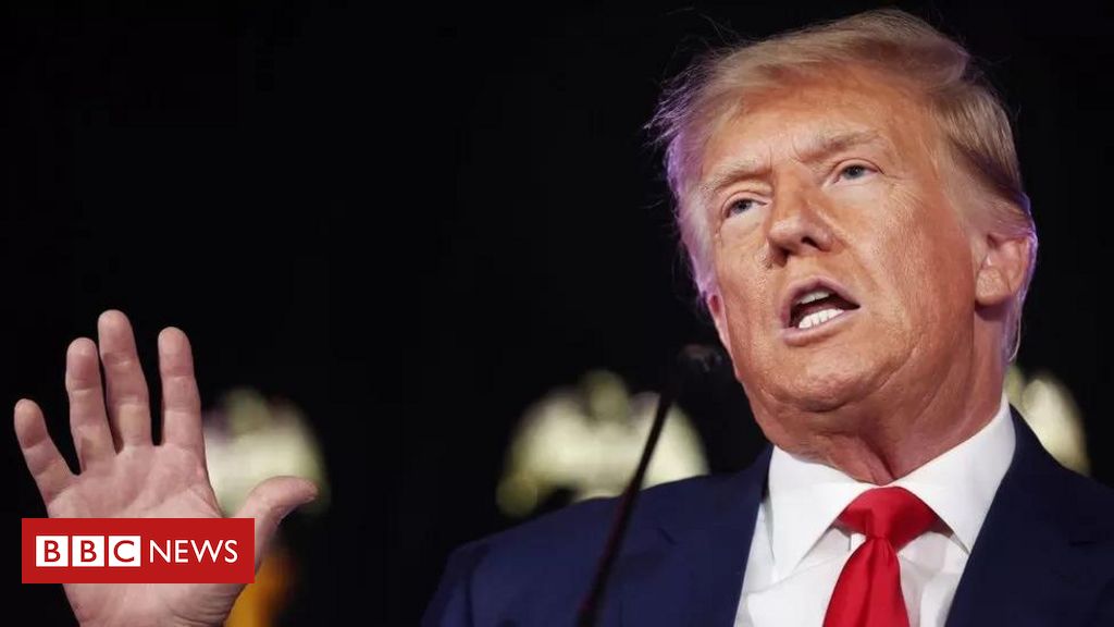 investigacao-contra-trump:-ex-presidente-e-acusado-de-mandar-funcionario-apagar-provas