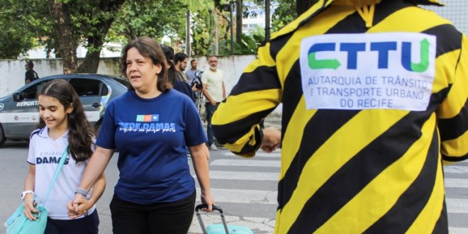 apos-ferias-escolares,-volta-as-aulas-tem-conscientizacao-sobre-seguranca-viaria-nas-escolas-do-recife