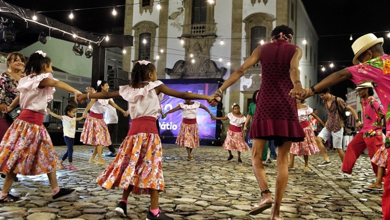 sexta-feira-com-roda-de-ciranda-no-patio-de-sao-pedro