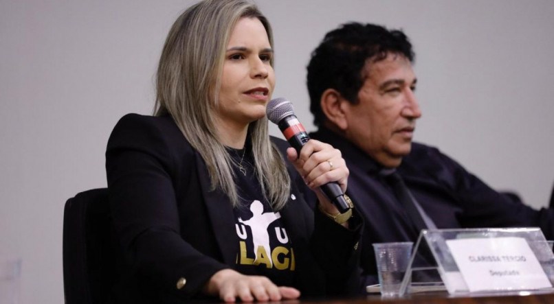 clarissa-tercio-apresenta-projeto-para-barrar-retomada-da-educacao-sexual-nas-escolas.