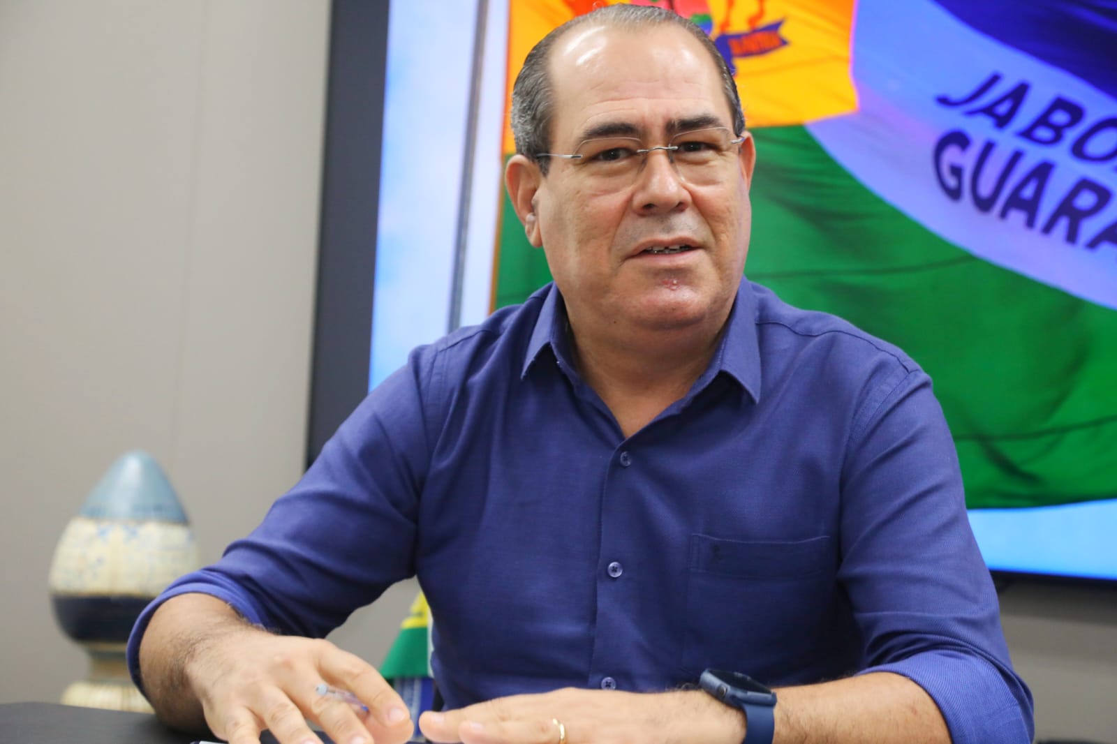 mano-medeiros-tem-57%-de-reprovacao-e-43%-de-aprovacao