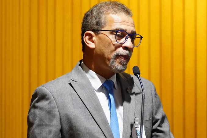 no-cabo,-osvir-guimaraes-entrega-o-cargo-de-secretario-de-assuntos-juridicos