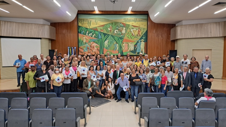 curso-gratuito-destinado-a-pessoas-idosas-tem-aula-inaugural-no-recife