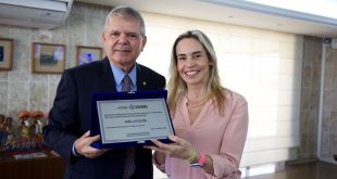 isabella-de-roldao-recebe-homenagem-da-corregedoria-geral-da-justica-de-pernambuco