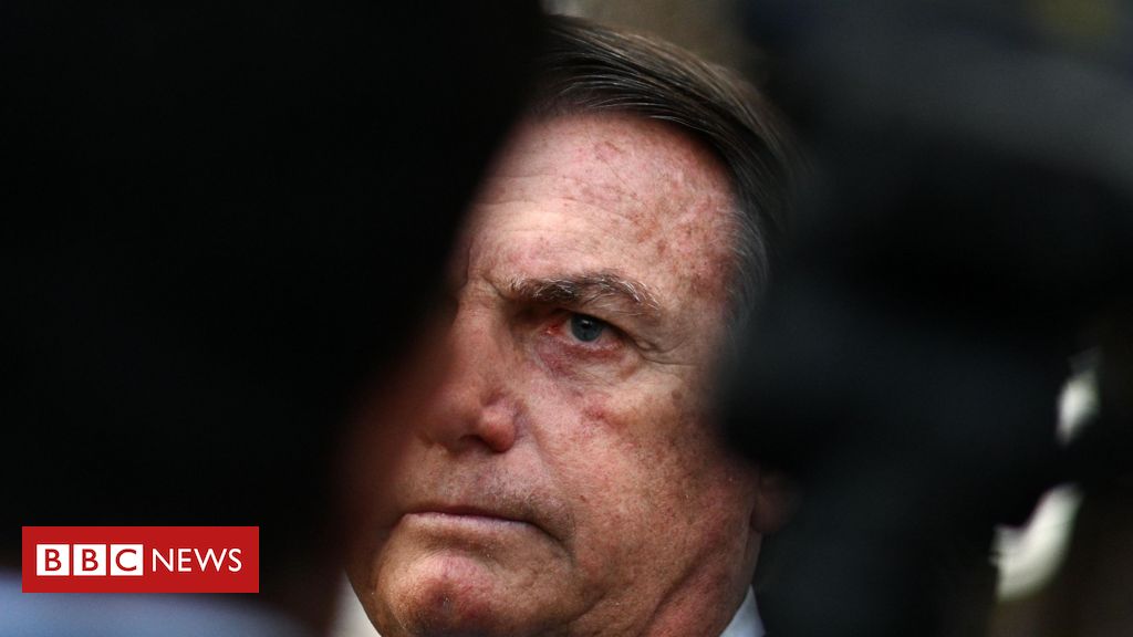 joias-de-bolsonaro:-os-argumentos-da-pf-para-operacao-que-mirou-assessores-de-ex-presidente