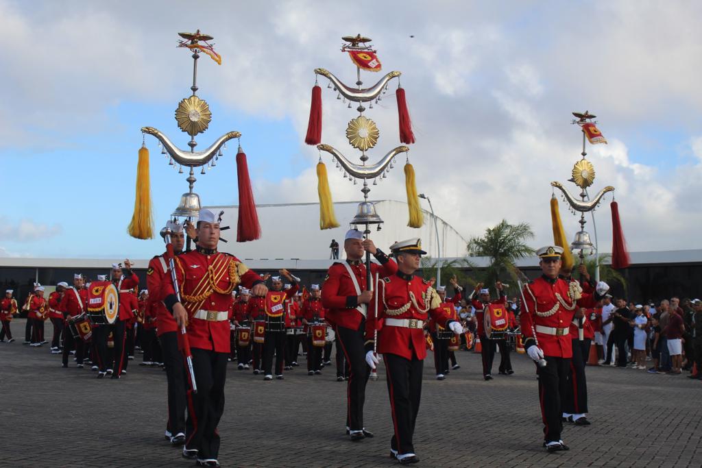 marinha-do-brasil-promove-show-na-praca-do-marco-zero