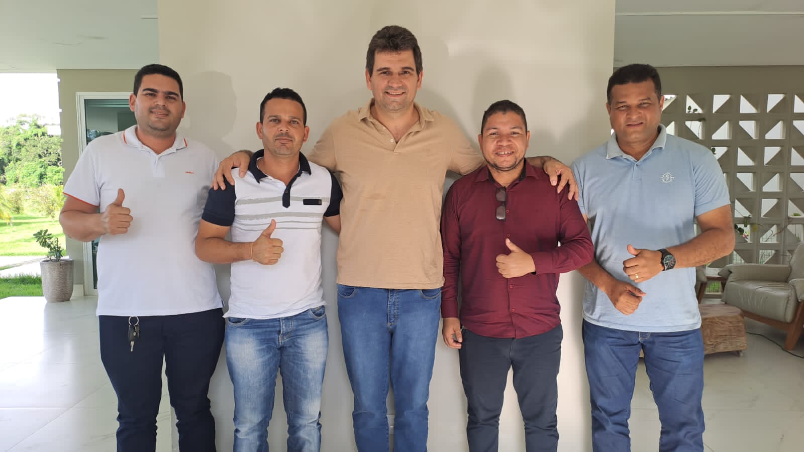 podemos-pe-fecha-com-silvio-da-loterica-para-prefeito-de-itaquitinga-em-2024