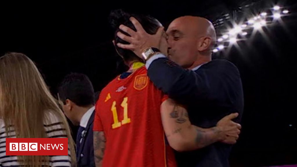 4-momentos-da-crise-que-abalou-selecao-espanhola-apos-conquista-da-copa-do-mundo