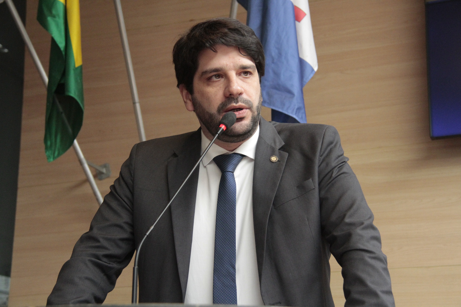vereador-ze-neto-fala-sobre-a-imediata-recuperacao-do-mercado-da-encruzilhada