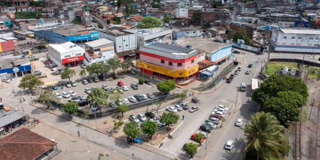prefeitura-do-cabo-realiza-acao-reordenamento-do-comercio-informal-no-centro