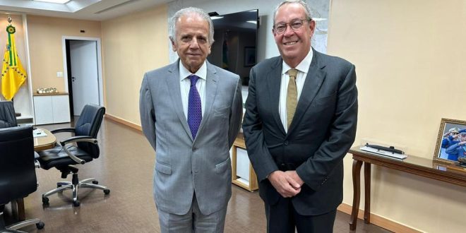 alvaro-porto-tem-encontro-com-o-ministro-da-defesa,-jose-mucio-monteiro