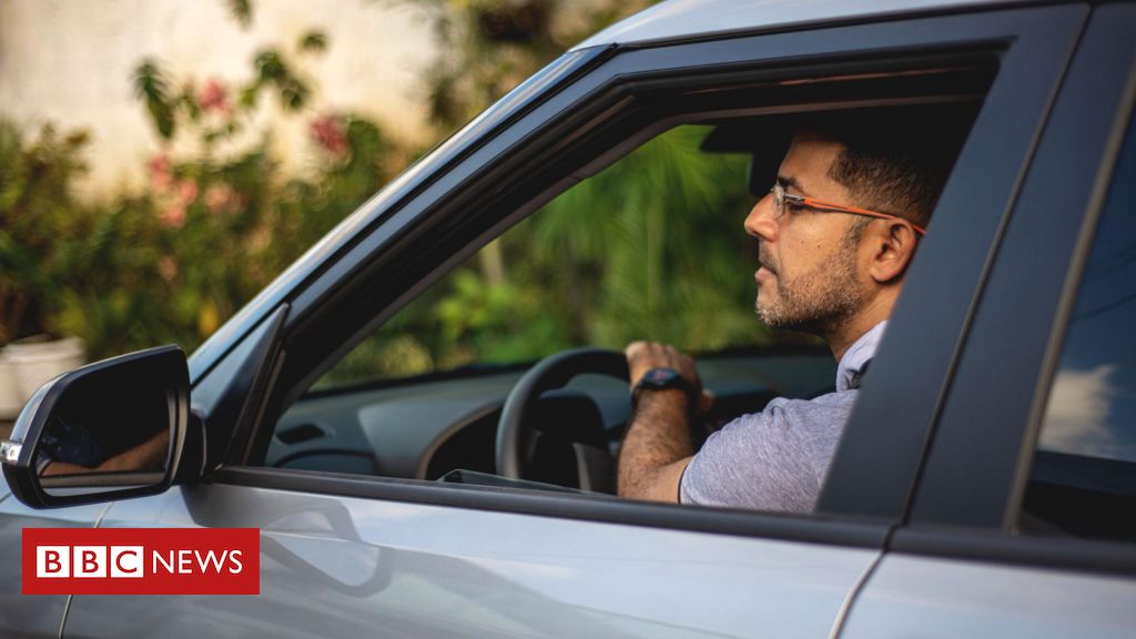 o-que-muda-para-motorista-de-uber-apos-justica-determinar-contratacao?