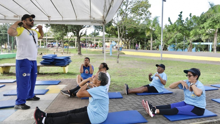 programa-ta-aprumado-pracas-da-prefeitura-do-recife-entrega-mais-um-equipamento-requalificado