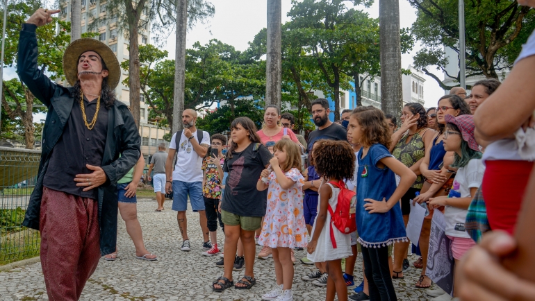 olha!-recife-com-roteiros-para-criancas,-circuito-do-baoba,-historia-de-dom-helder-e-dia-do-turismo