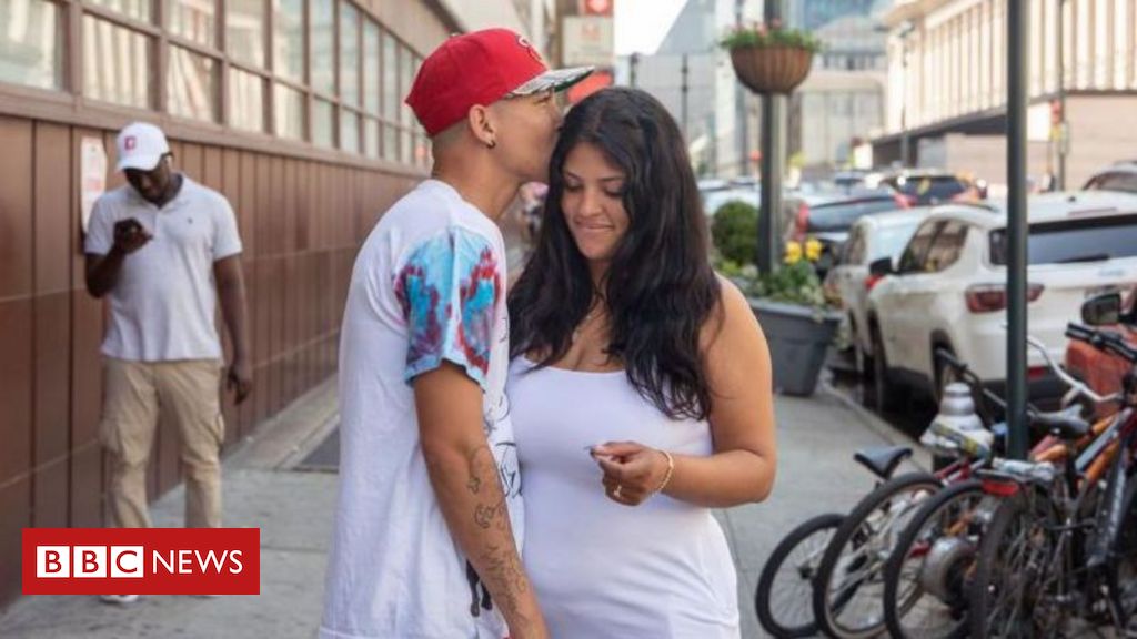 a-decisao-que-permitira-a-milhares-de-imigrantes-venezuelanos-que-trabalhem-nos-eua