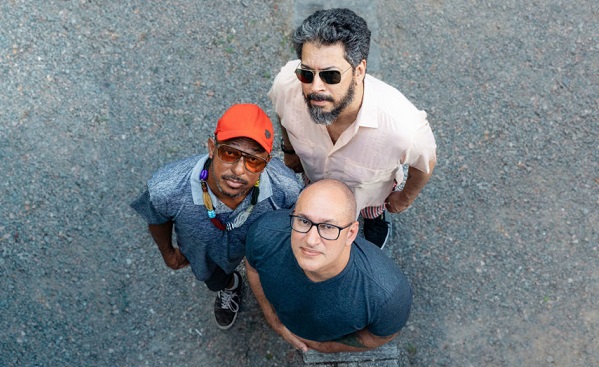 manguezassa:-nacao-zumbi-recebera-artistas-atrelados-ao-mangue-beat-para-celebrar-os-30-anos-do-movimento-que-surgiu-no-recife