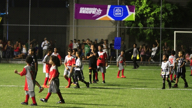 prefeitura-do-recife-realiza-jogos-da-integracao,-em-gramadao-de-jardim-de-ala,-na-imbiribeira