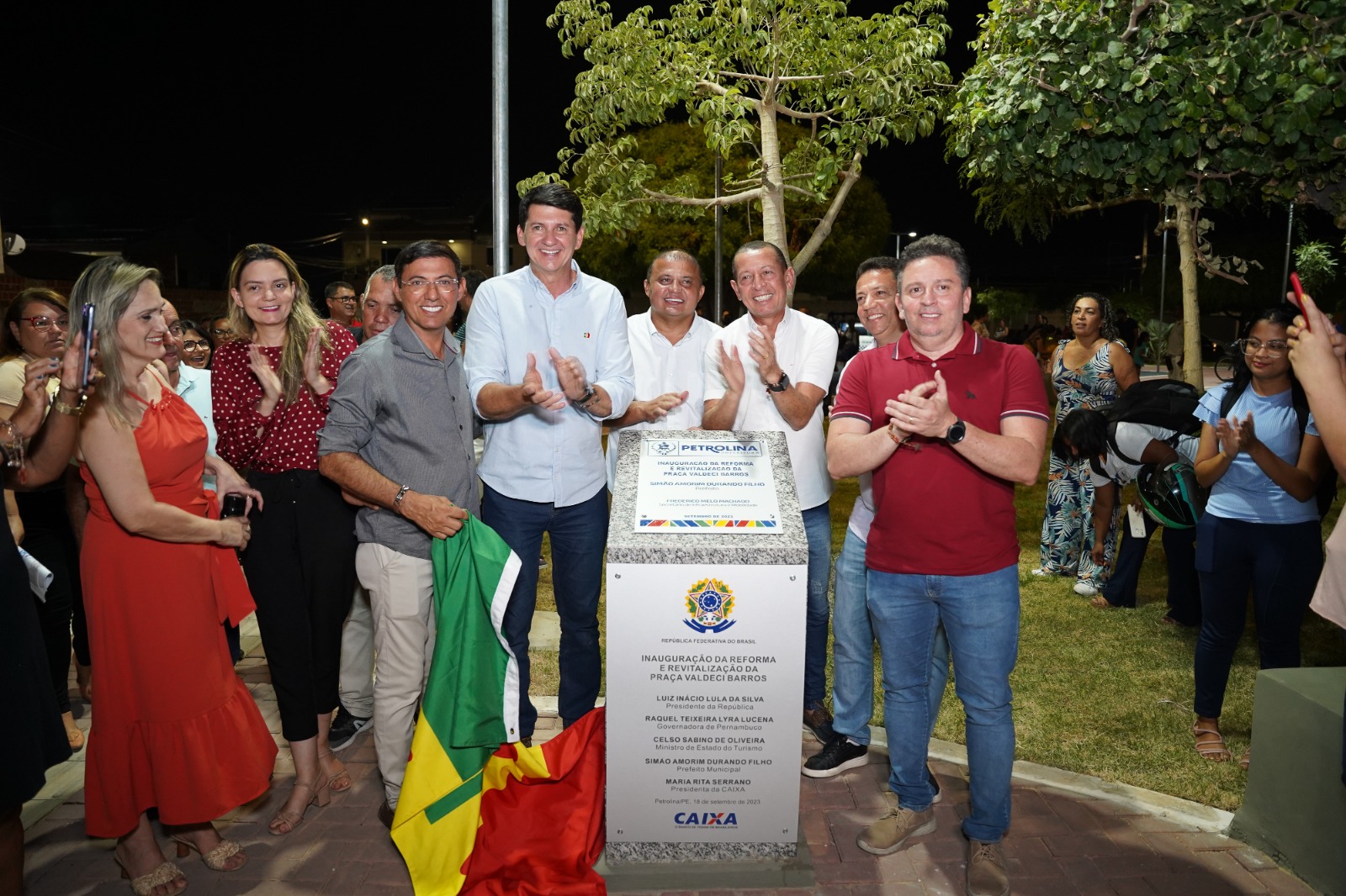 simao-durando-entrega-mais-uma-obra-de-requalificacao-de-praca-em-petrolina