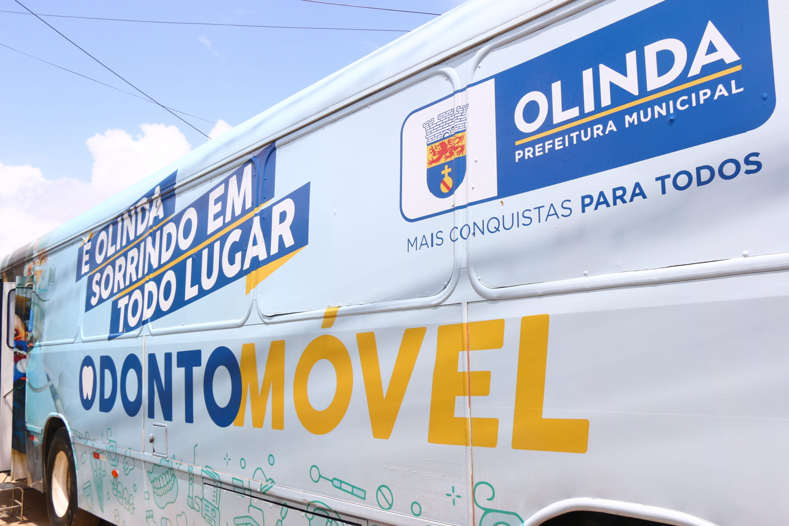 odontomovel-de-olinda-realiza-acao-especial-na-igreja-de-sao-francisco