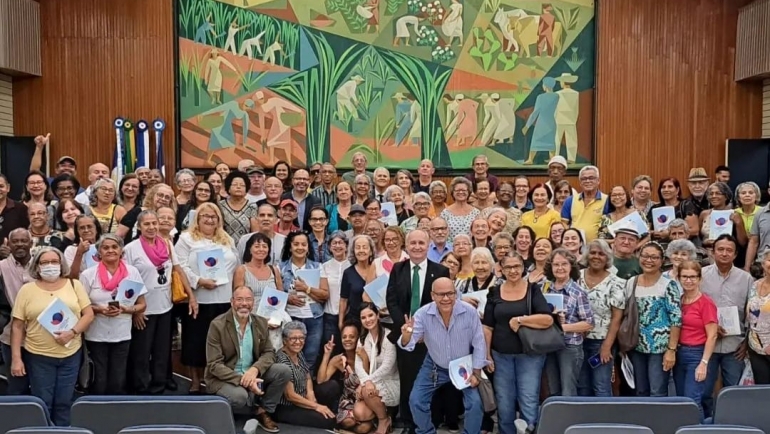 prefeitura-do-recife-e-ufrpe-apresentam-glossario-que-combate-preconceito-a-pessoa-idosa