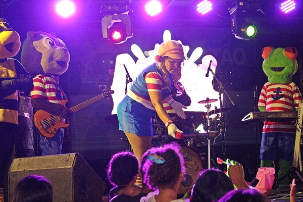 grande-show-da-barca-maluka-no-parque-jefferson-de-freitas-celebra-o-dia-das-criancas-em-jaboatao-centro