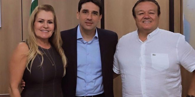 roberta-arraes-conquista-homologacao-do-balizamento-noturno-e-pleiteia-expansao-do-aeroporto-de-araripina-em-encontro-com-ministro-silvio-costa-filho