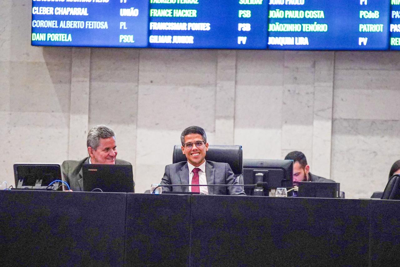 deputado-pede-a-construcao-de-pracas-de-alimentacao-nos-hospitais-agamenon-magalhaes-e-barao-de-lucena