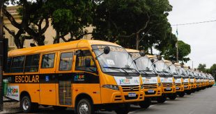governo-do-estado-entrega-81-novos-onibus-escolares-a-municipios-pernambucanos-e-assegura-o-maior-numero-de-veiculos-destinados-para-o-transporte-de-estudantes-nos-ultimos-quatro-anos