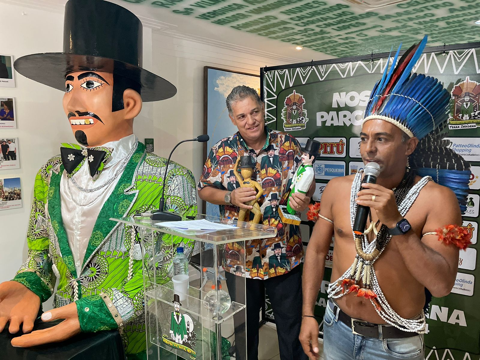 homem-da-meia-noite-homenageia-povos-originarios-em-2024;-bloco-conta-com-apoio-da-prefeitura-de-olinda