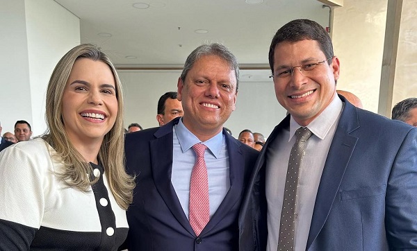 clarissa-destaca-o-modelo-de-governanca-de-tarcisio-na-inauguracao-da-assembleia-de-deus:-“jaboatao-precisa-de-uma-gestao-semelhante”