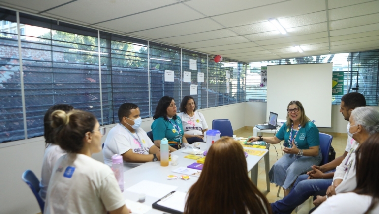 profissionais-do-centro-popinho-do-recife-participam-de-capacitacao-em-atendimento-a-criancas-em-vulnerabilidade