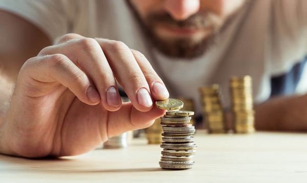em-tempo-de-crise-e-preciso-economizar