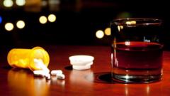 os-perigos-de-se-misturar-bebidas-alcoolicas-e-medicamentos