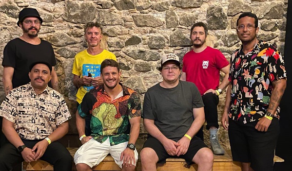 academia-da-berlinda-celebrara-20-anos-no-ensaio-da-nacao-com-projeto-berlindance