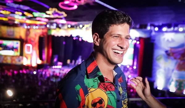 joao-campos-mantem-misterio-sobre-possivel-mudanca-de-visual-no-carnaval-do-recife:-“vamos-ver-se-teremos-neve-ou-nao”