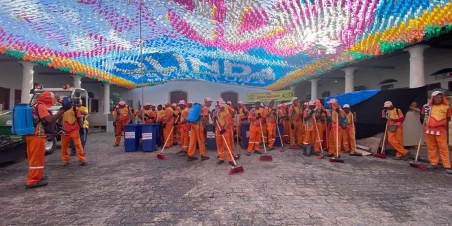 lavagem-das-ladeiras-da-inicio-a-operacao-limpeza-do-carnaval-de-olinda