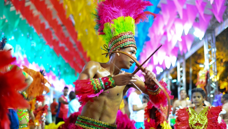cultura-popular-retoma-com-mais-forca-pelas-ruas-do-centro-historico-do-recife-no-carnaval-2024