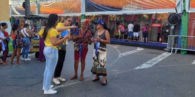 ouvidoria-do-recife-marca-presenca-no-carnaval-do-recife-antigo