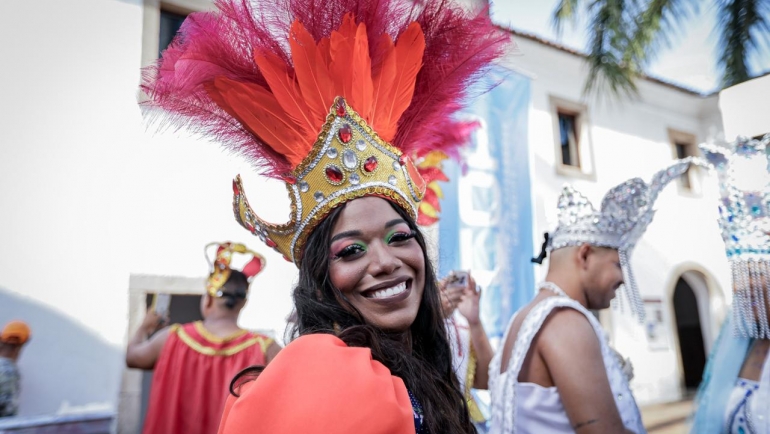 45a-edicao-do-galo-da-madrugada-teve-sol,-chuva-e-homenagens-a-reginaldo-rossi