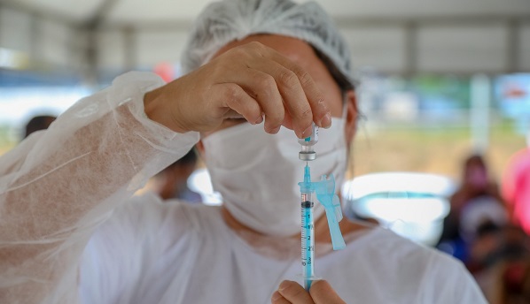 jaboatao-dos-guararapes-inicia-vacinacao-contra-a-dengue-em-criancas
