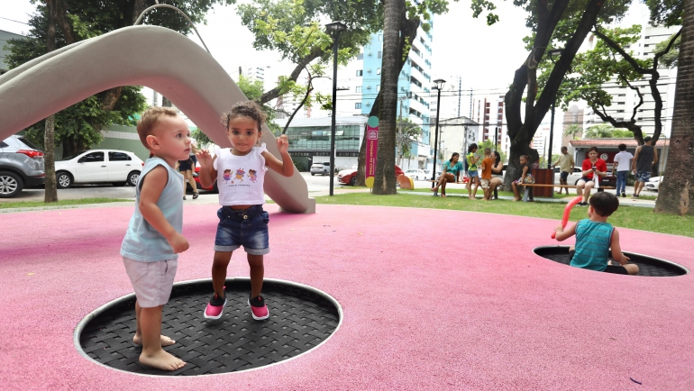 prefeitura-do-recife-entrega-a-setima-praca-da-infancia-na-madalena