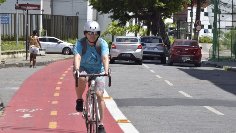 passeio-ciclistico-inclusivo-celebra-dia-mundial-de-conscientizacao-do-autismo-no-bairro-do-recife