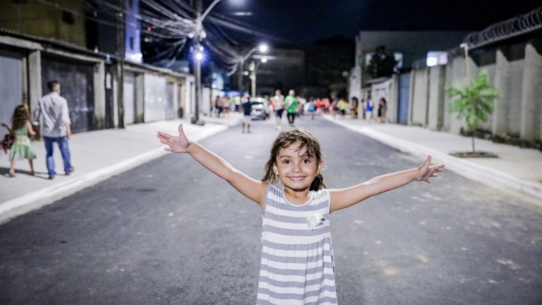 prefeitura-do-recife-entrega-via-concluida-pelo-programa-rua-tinindo-na-iputinga