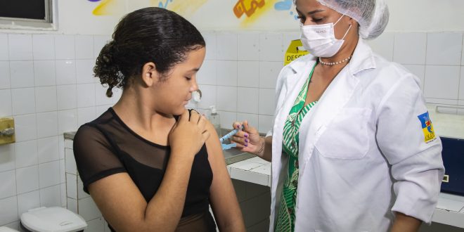 olinda-amplia-publico-alvo-para-vacinacao-contra-a-dengue-nesta-sexta-feira
