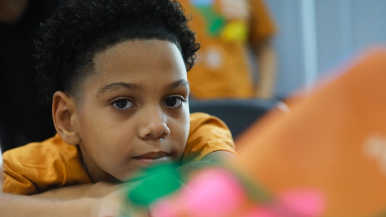 comite-de-criancas-do-recife-toma-posse